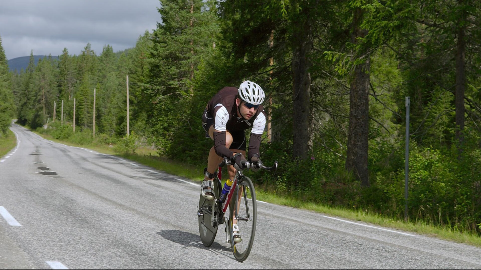 英超大结局：悬念迭起的最终争夺，英超有多激烈